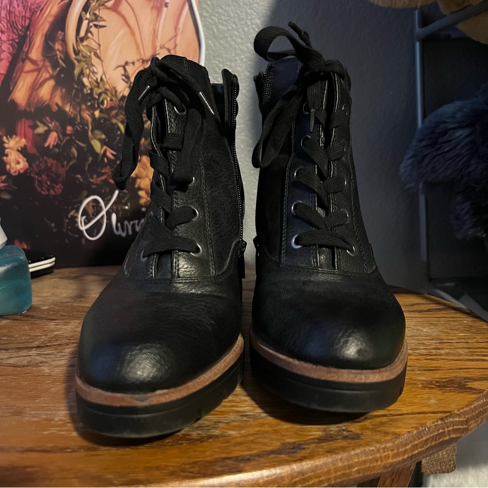 Women's Black Lace-Up Boots